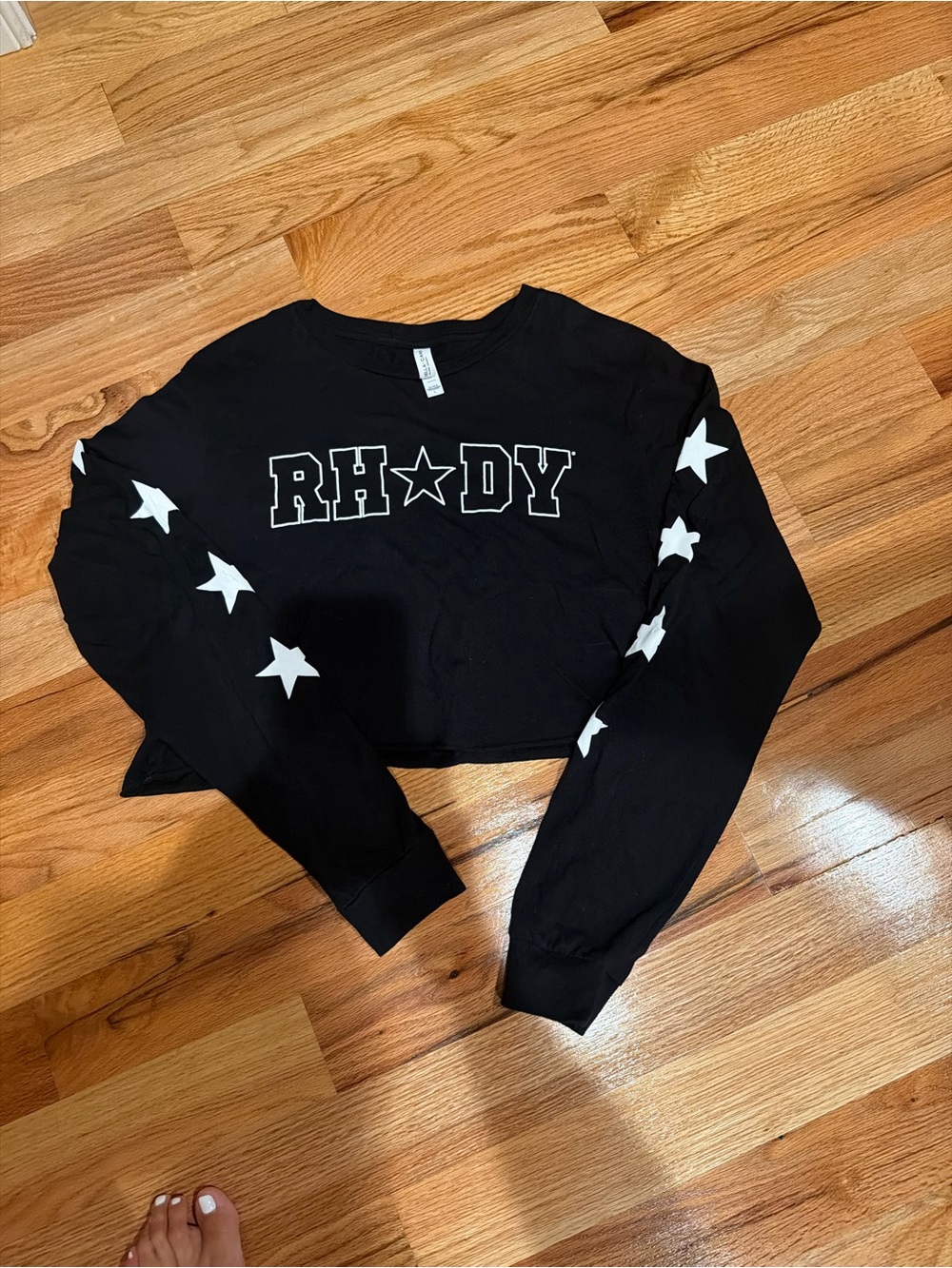 Black RH★DY Star Sleeve Crop